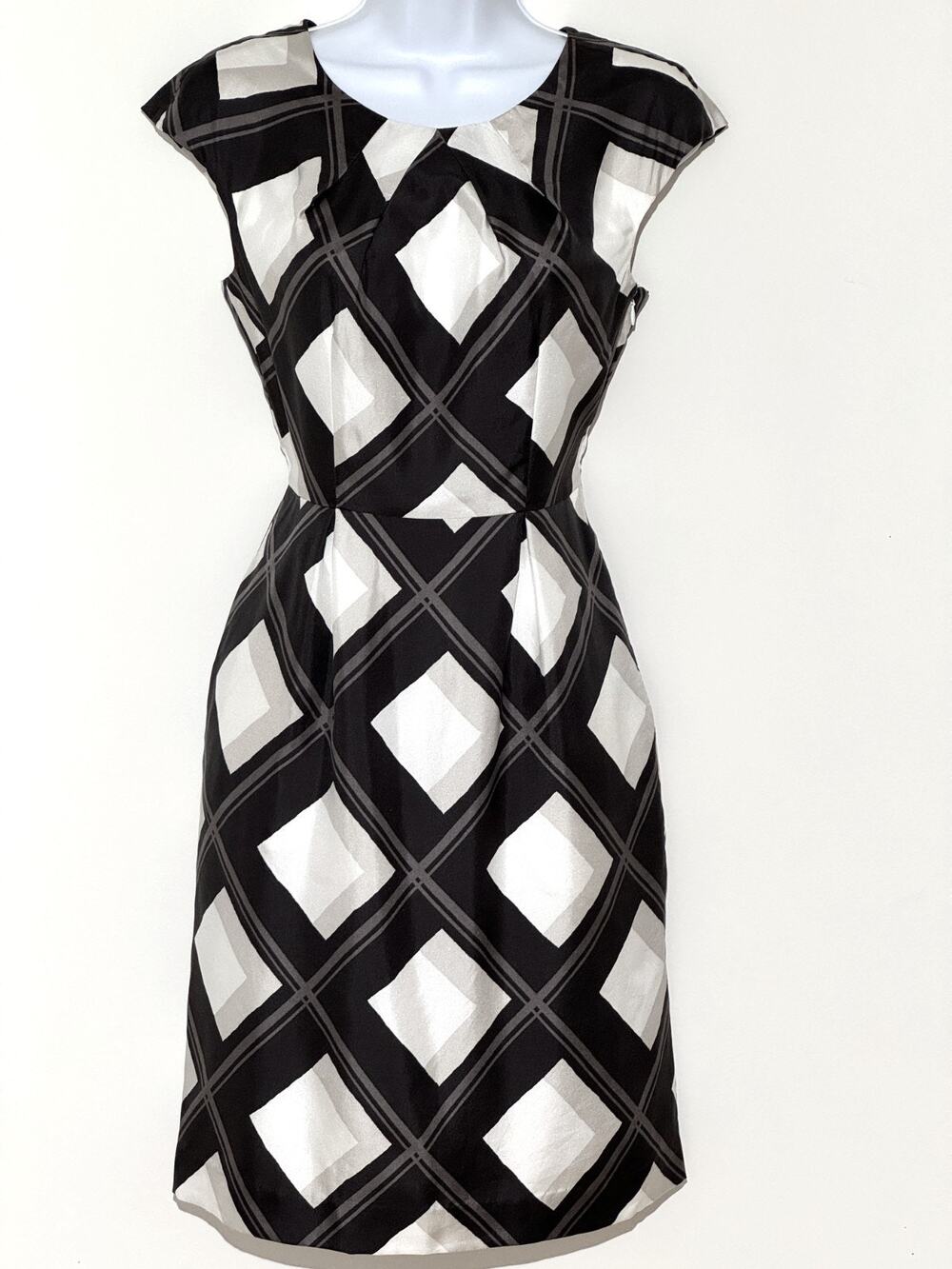 Banana Republic 100% Silk Geometric Sheath Dress 2 XS Grey Black Plaid 08/Fall